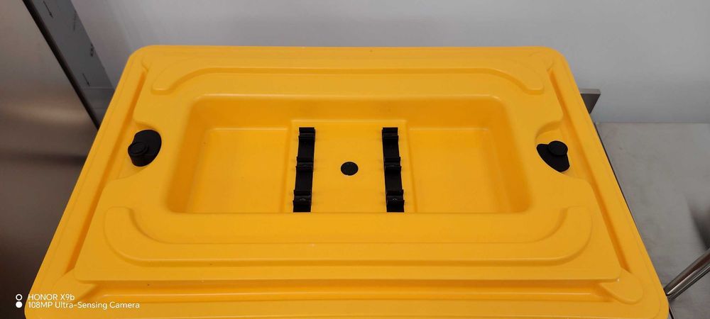 Termobox (Ovqatlarni issiq yoki sovuq holatda saqlab yetkazish uchun)