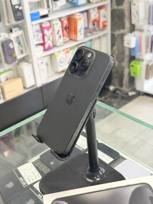 Apple iPhone 15 Pro 256GB Black Titanium