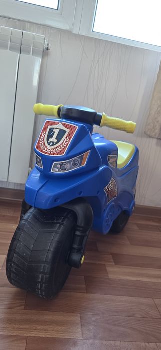 Беговел- мотоцикл