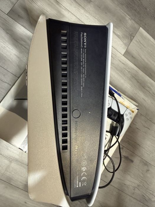 Vand  consola Playstation 5/PS5 slim cu unitate optica disk E chassis