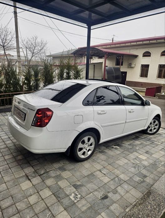 Lasetti 1.6 gentra qilingan