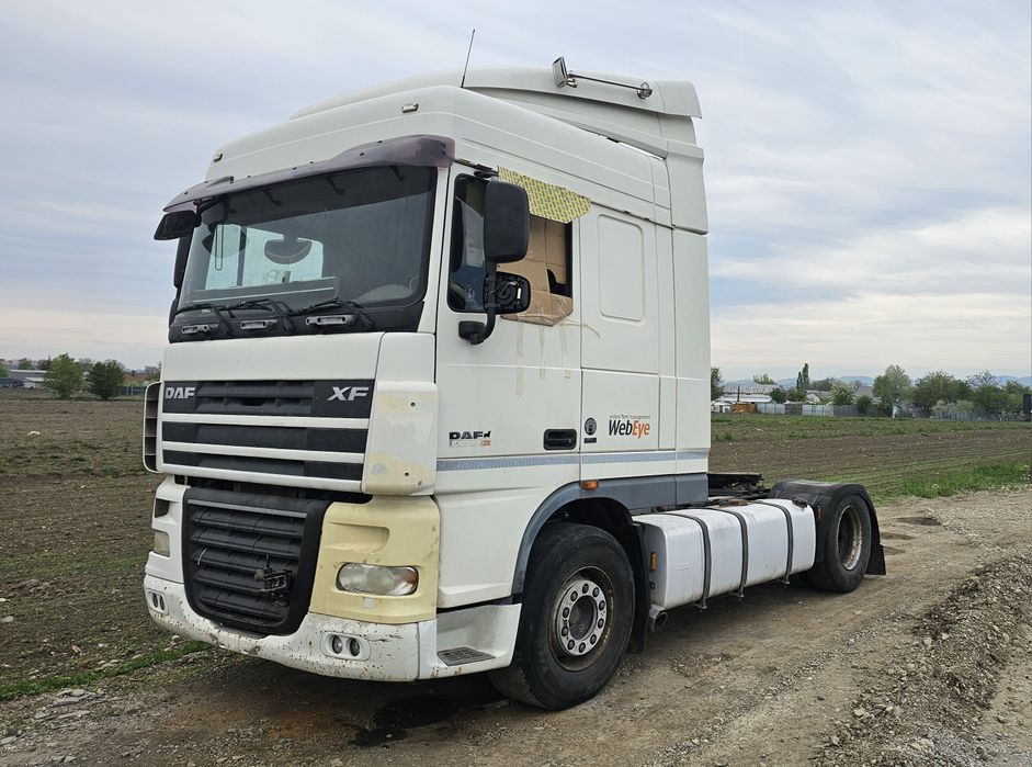 Dezmembrez daf xf 460