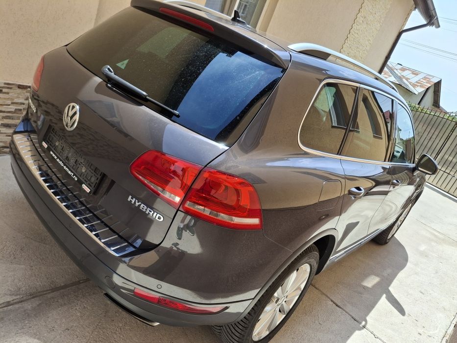 Wolkswagen  Touareg Hybrid 380 cp