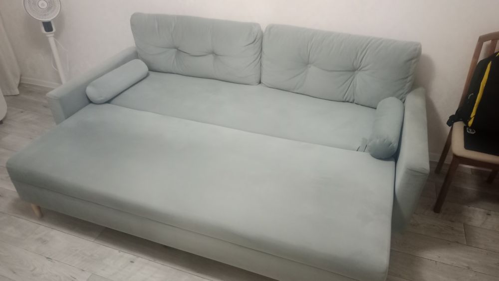 Продам диван.Раскладной белорусский.