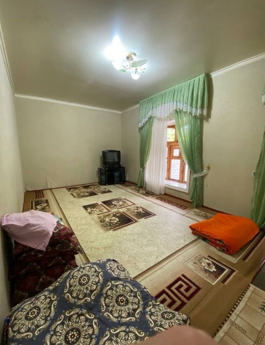 Oqtosh dacha hamma sharoiti bor garbati mostdan ko'tarilganda