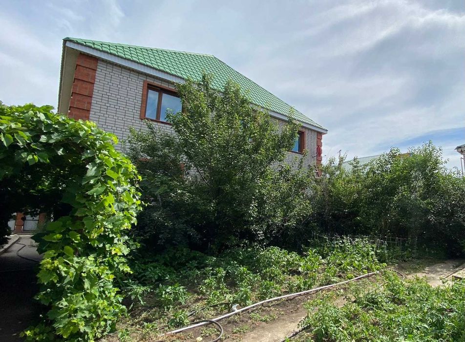 Продаётся уютный коттедж 12 мкр