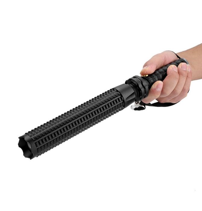 Baston Telescopic Police cu Lanterna LED Fabricat din Metal Premium și aliaj aluminiu 45 cm deschis / 34 cm inchis