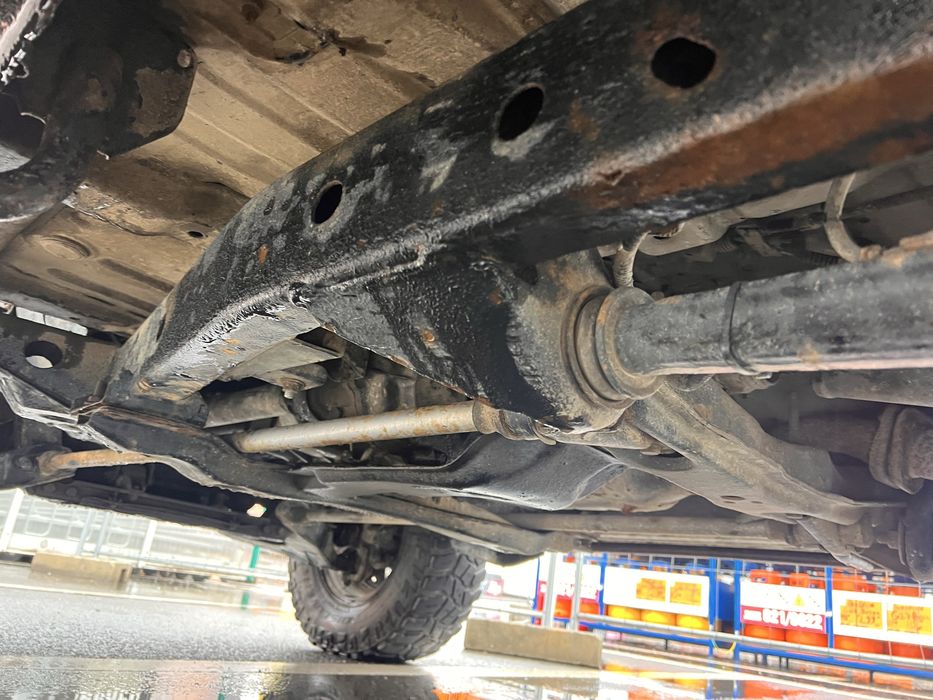 Vand mitsubishi pajero 2.5 4x4