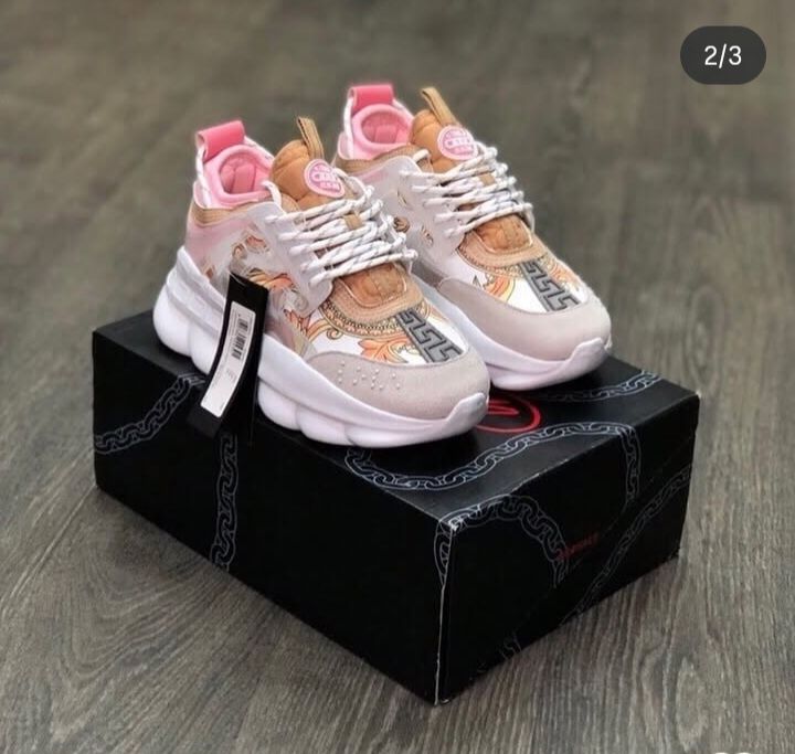 Adidași Versace Chain Reaction