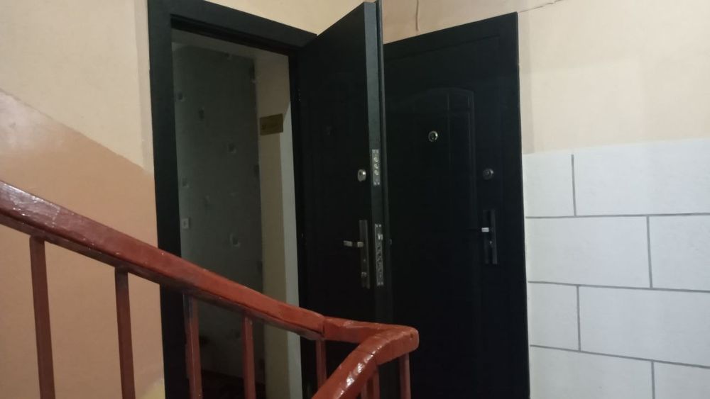 Саниф 11-1 1 хонали квартира сотилади 46000 келишилади устида