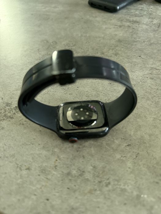 Vand Apple Watch seria 7 GPS + Cellular