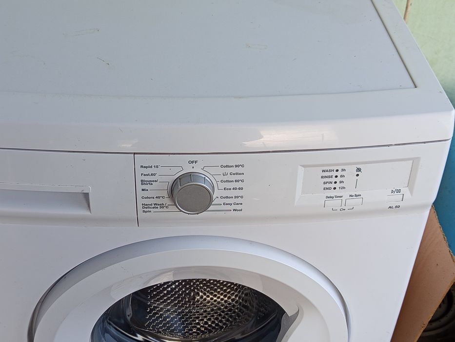 Продава се пералня Crown