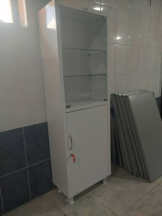 Продам шкаф медицинский