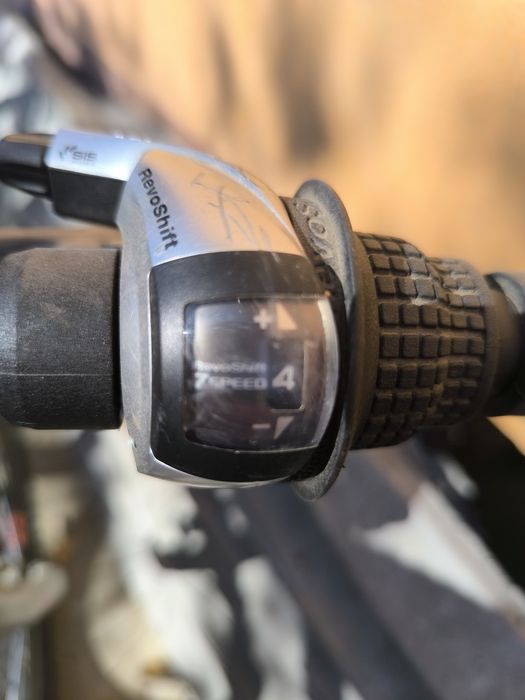 Vând două biciclete Cube Acid 200 Grey Red 200"