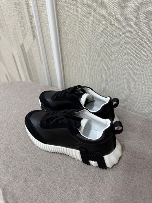 Кроссовки черные демисезонные