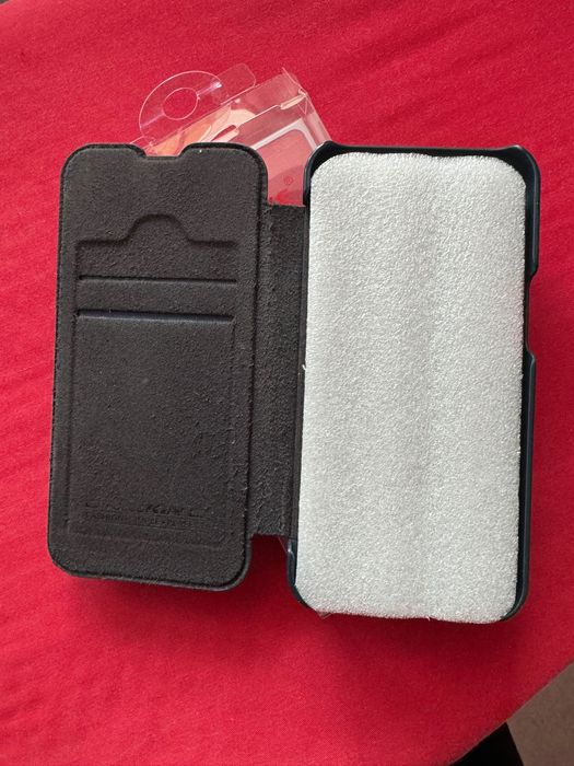 Продавам калъфи за айфон 11 и айфон 11 pro ,13 pro