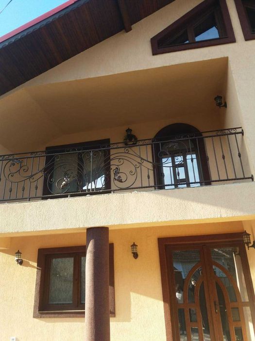 Persoana fizica execut case si amenajari interioare, exterioare