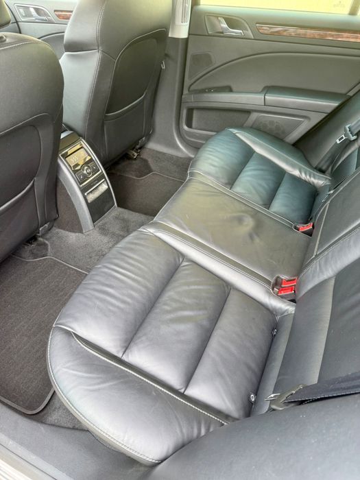 Skoda Superb 2.0TDI 140Cp Model 2011 DSG automata ,dotari foarte bune