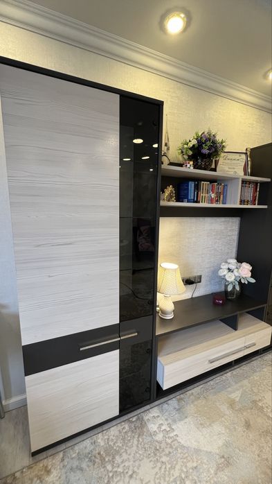 Продам горку, или стенка для гостиной