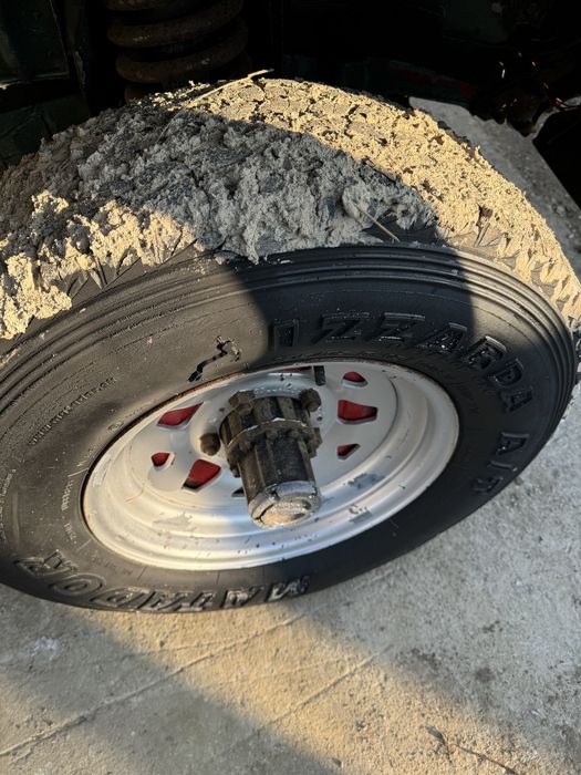 ARO 243 motor Peugeout