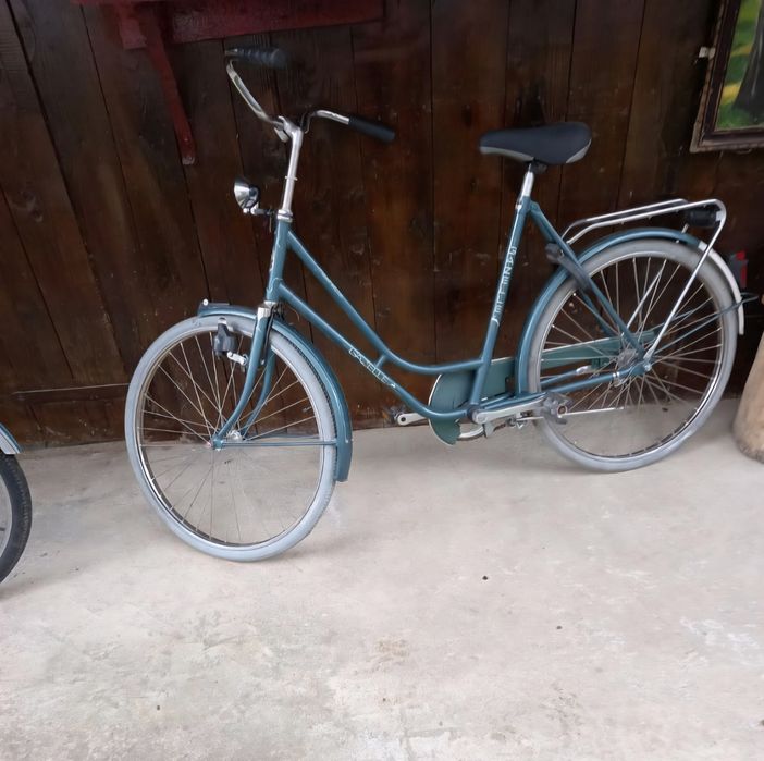 Vand 2 biciclete in stare foarte buna tehnic si estetic