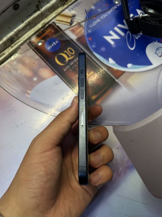 iPhone 15 pro 128gb