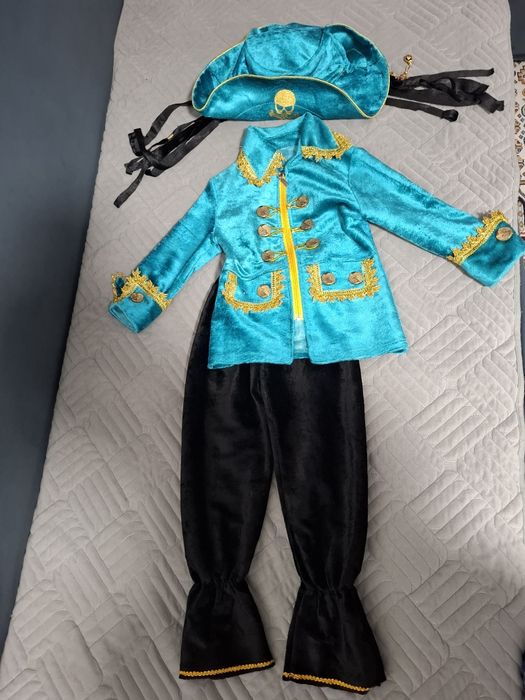 Костюм новогодний