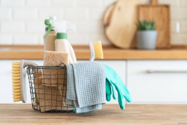 Servicii de curățenie impecabilă – Case, apartamente și saloane (Experiență)