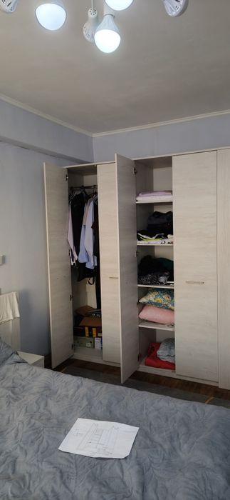 Продам шкафы для одежды