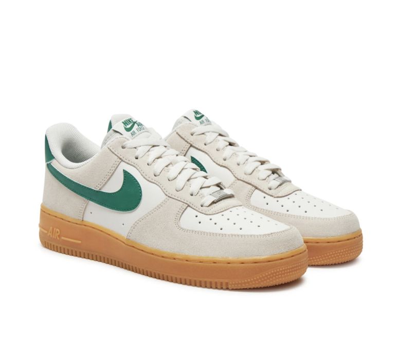 Nike Air Force 1 07 LV8 ОРИГИНАЛНИ мъжки маратонки - 45/29см
