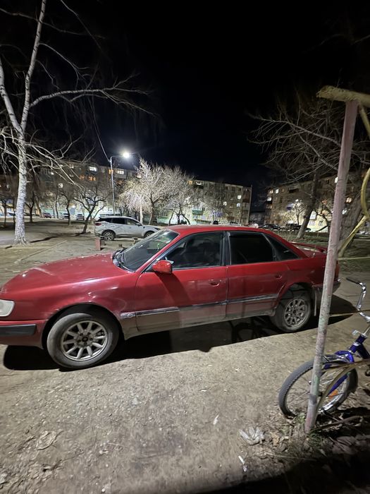 Продам ауди 100 с4