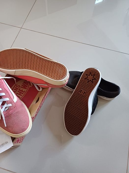 Vând sandale marca " Scarpe Vigneron"