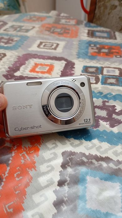 Фотоаппарат Sony Cyber-shot 12.1 Mega Pixels