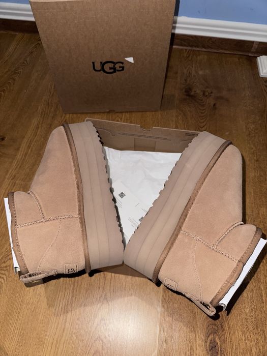 Ghete bej UGG femei