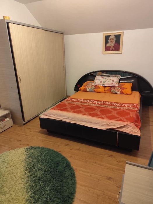 Casa de vânzare !!!