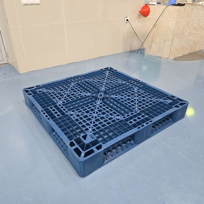 Plastmassa poddon, пластиковый поддон, паддон, паллет