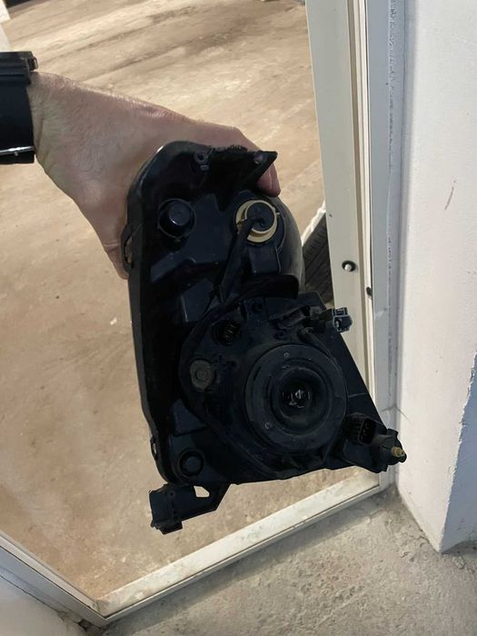 Фар за Сузуки Суйфт 1.3 / 2006г.