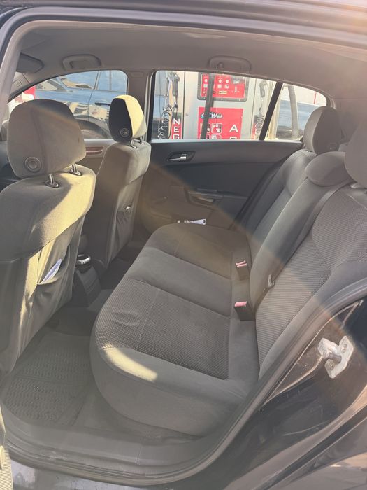 Vand opel astra H, motor 1.4 benzina