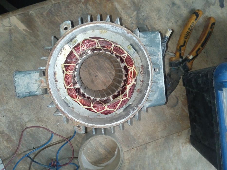 Продам мотор  от воденой насоса грандфар