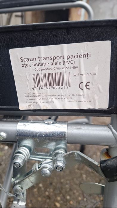 Scaun cu rotile din otel pliabil cu sezut de 46 cm