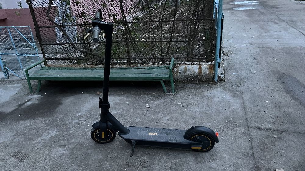 Ninebot Max elektroni