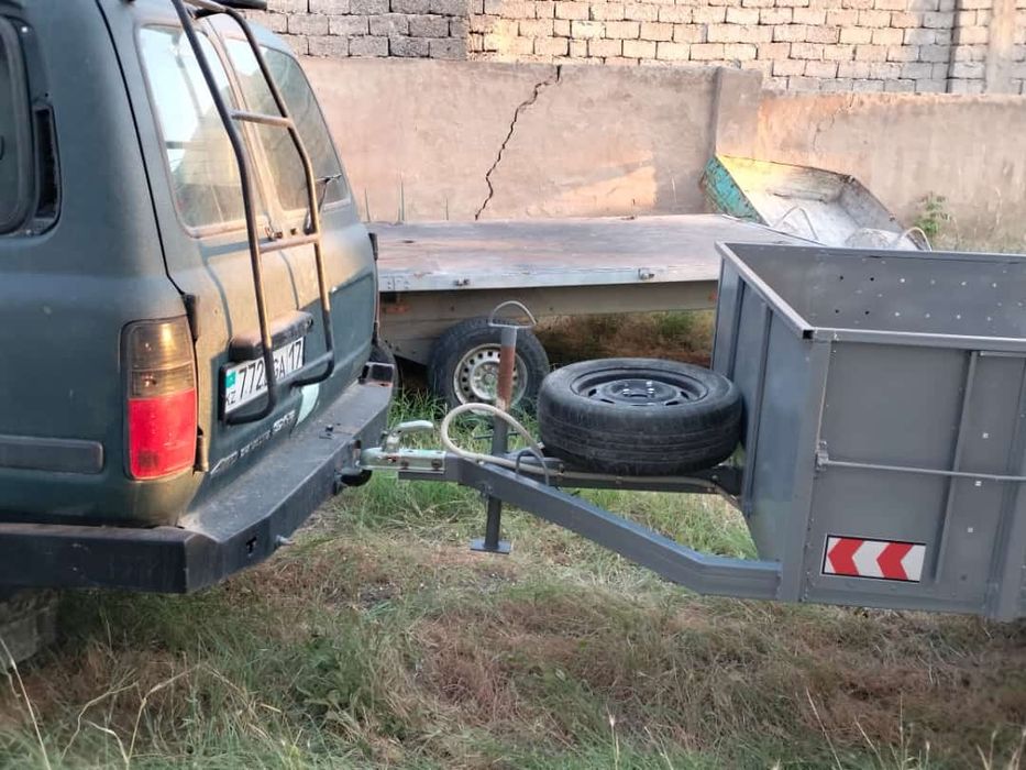 Автомобильный прицеп