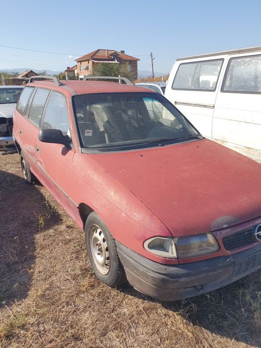 Opel Astra на части