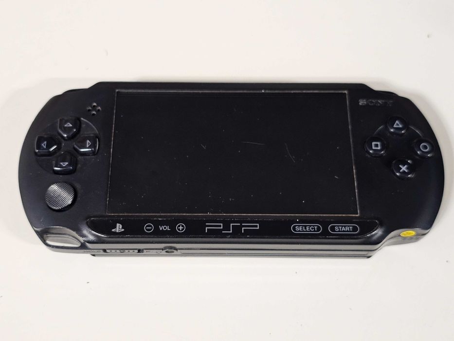 Sony PSP E1004 Street