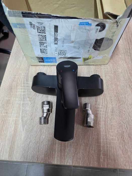 Grohe Start baterie cada-dus de perete negru 322782432