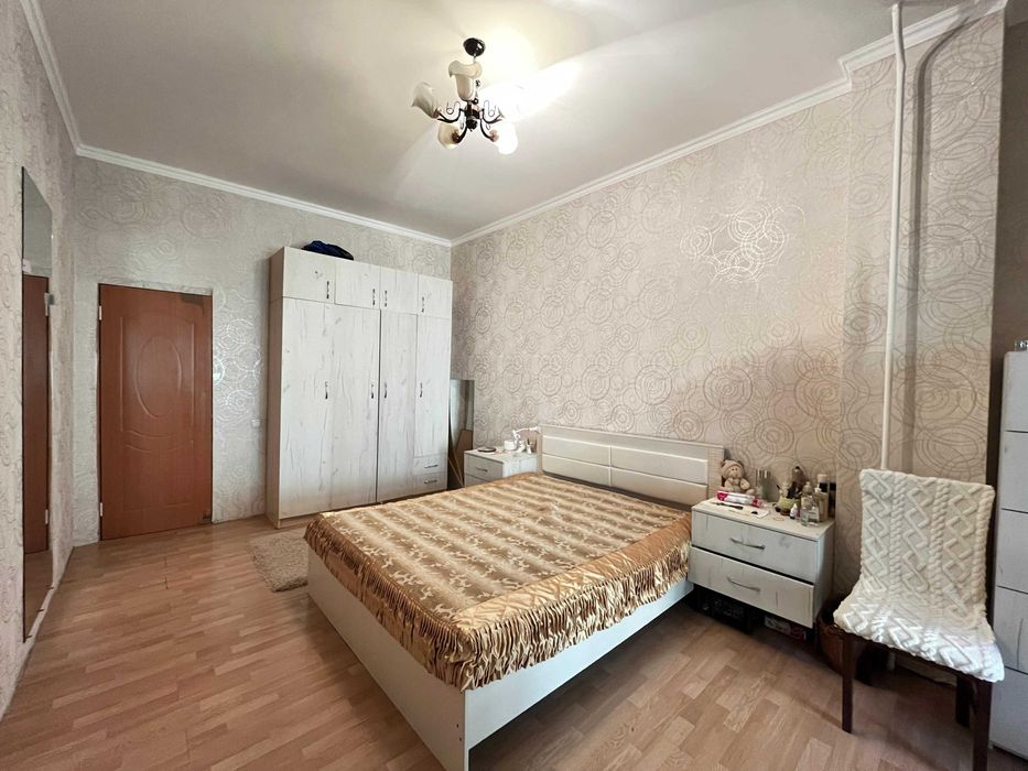 Продам 2 комнатную квартиру