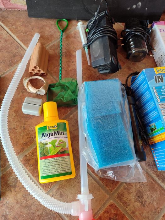 Acvariu pesti 60 litri Nou complet  toate  accesoriile incluse