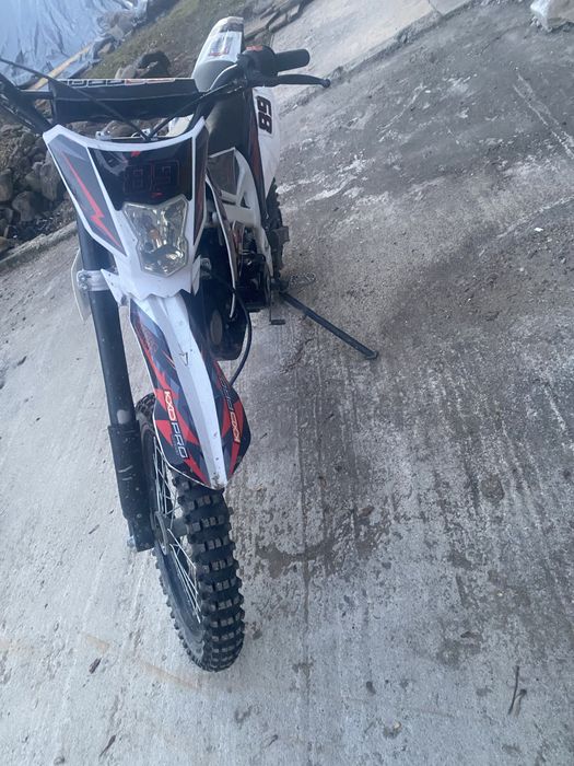 De vanzare cross kxd 125cc