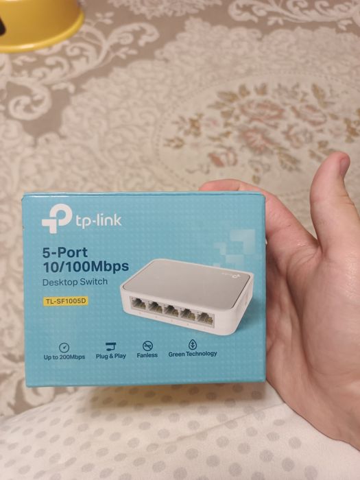 Продам компактный неуправляемый коммутатор (свитч) TP-Link TL-SF1005D.