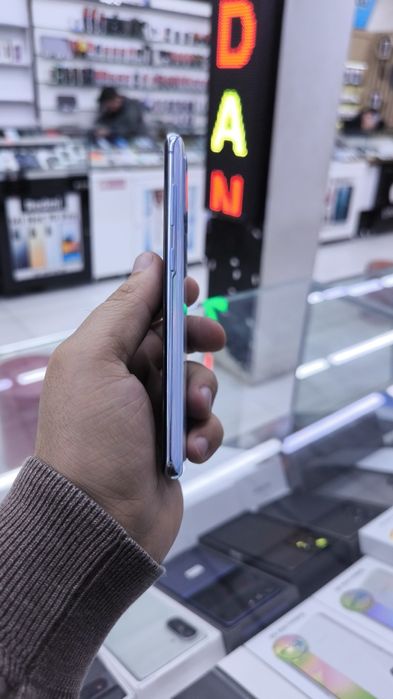 samsung S20 koʻk 8/128 afitsalniy